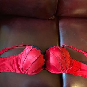 Red Cacique Bra size 42DD Plunge Lane Bryant